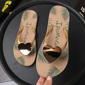 2023 verano nuevo amor chanclas zapatos de playa personalidad Bohemia playa abierta de dedo de las mujeres ropa de moda clip en sandalias